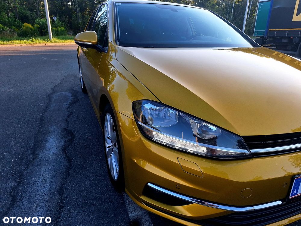 Volkswagen Golf - 8