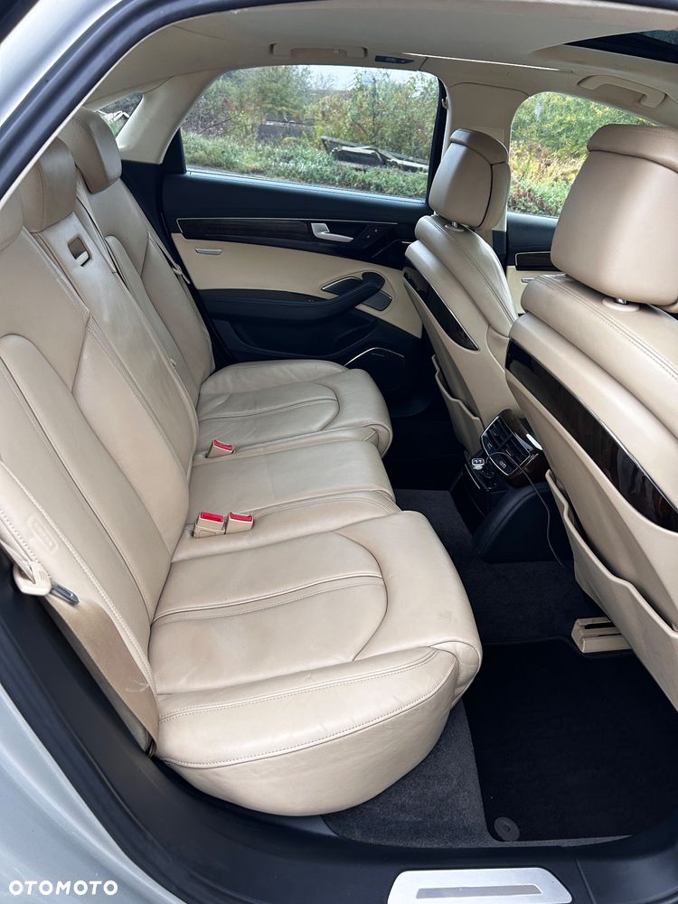 Audi A8 3.0 TDI DPF clean diesel quattro tiptronic - 14