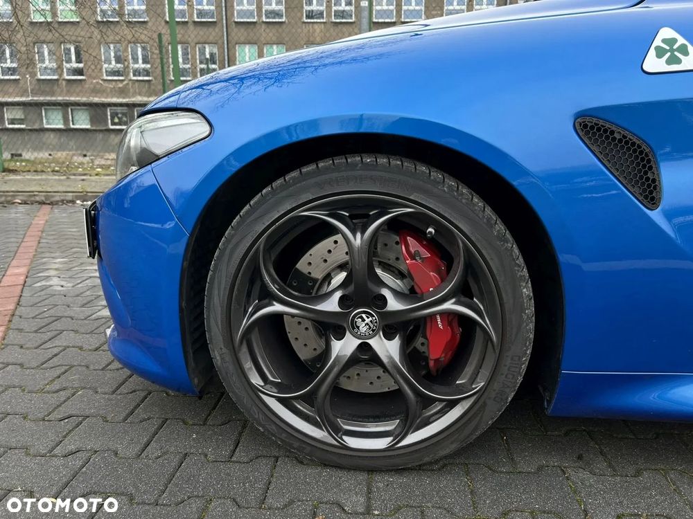 Alfa Romeo Giulia - 19