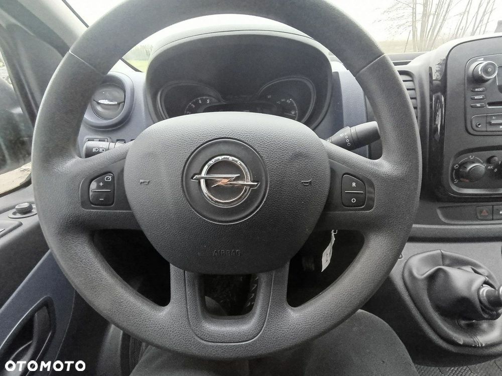 Opel Vivaro - 14