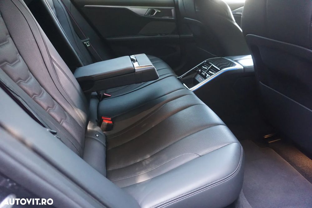 BMW Seria 8 840d xDrive AT MHEV - 10