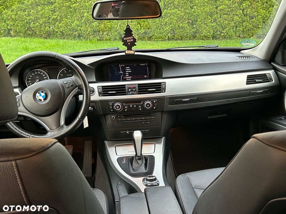 BMW Seria 3 - 35