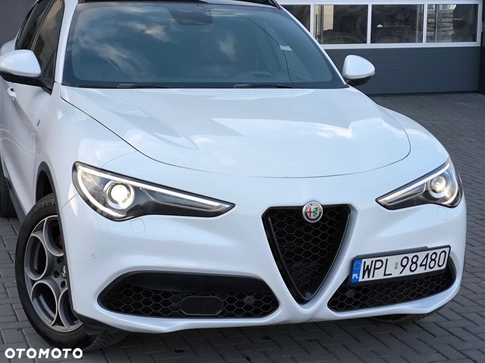 Alfa Romeo Stelvio 2.0 Turbo 16V AT8-Q4 Executive - 11