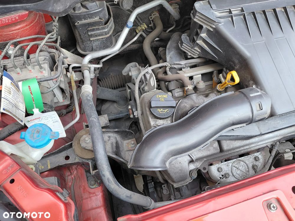 Suzuki Splash 1.0 Club - 12