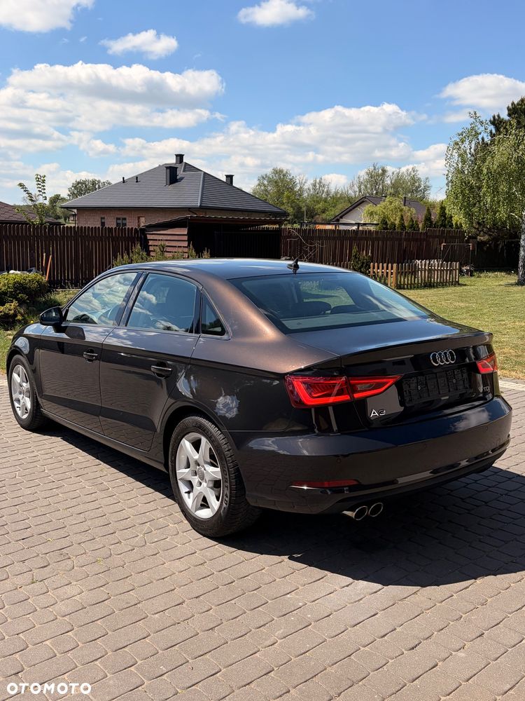 Audi A3 Limousine 2.0 TDI (clean diesel) Attraction - 14