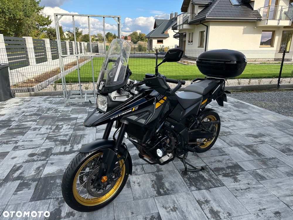 Suzuki V-STROM - 2