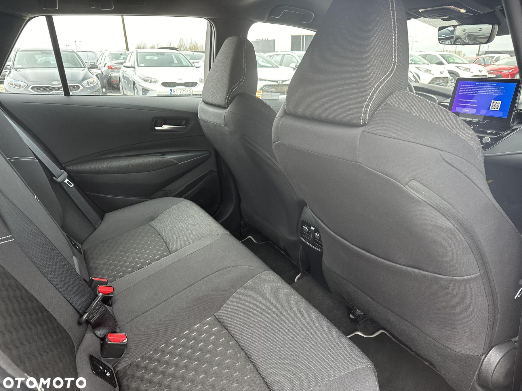 Toyota Corolla - 13