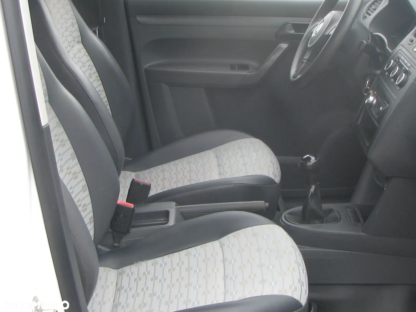 Volkswagen Caddy - 11