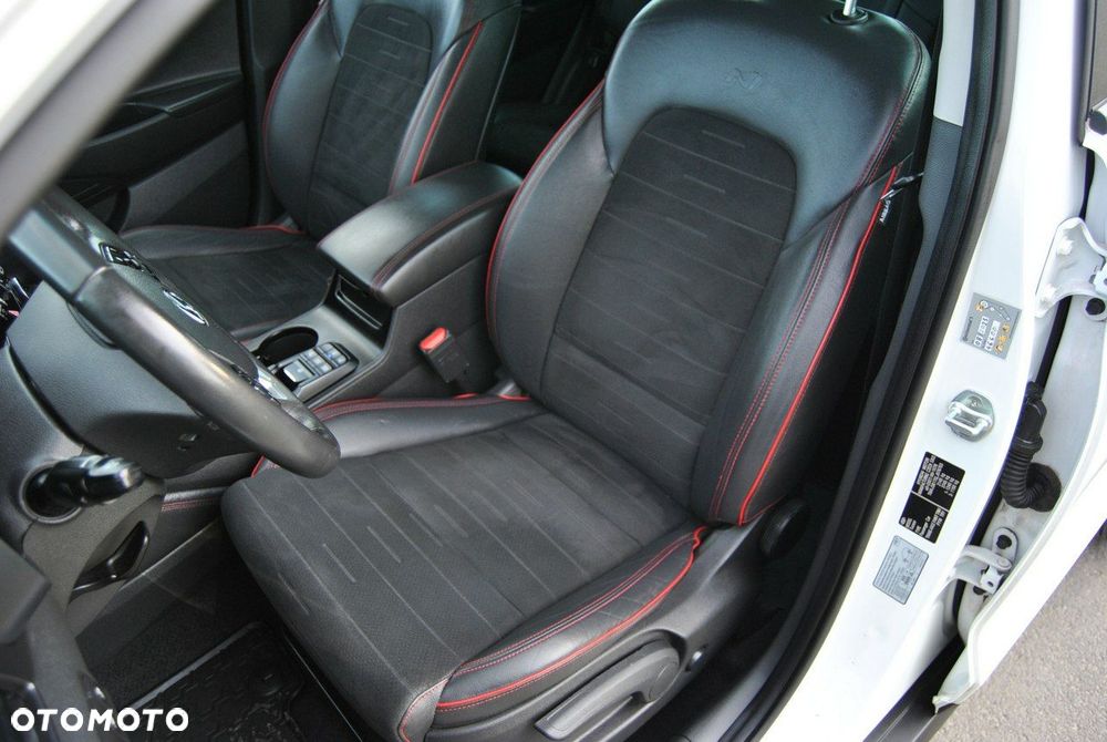 Hyundai Tucson 1.6 CRDi 48V-Hybrid 2WD DCT Prime - 10