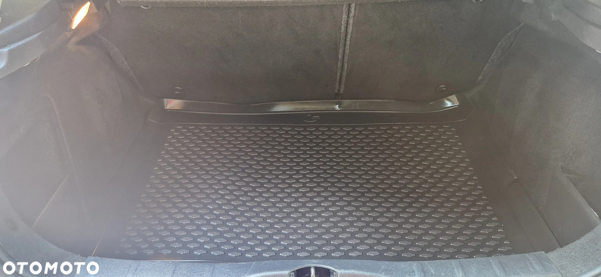 Citroën C4 1.4 16V Style - 10