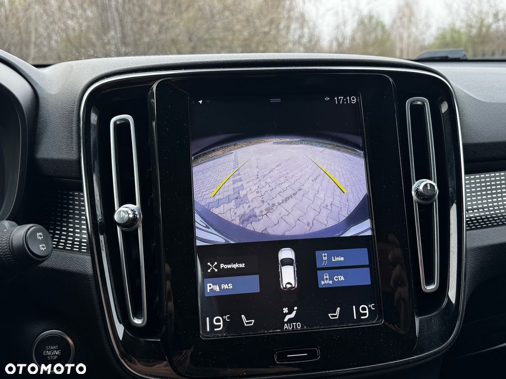 Volvo XC 40 D3 SCR R-Design - 19