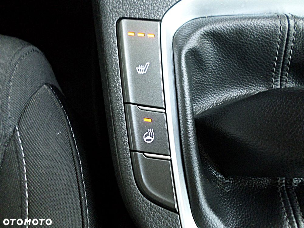 Hyundai i30 blue Kombi 1.4 Style - 15