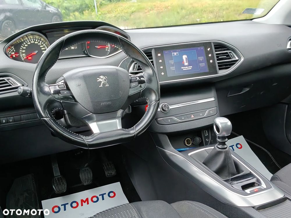 Peugeot 308 130 e-THP Stop & Start Allure - 18