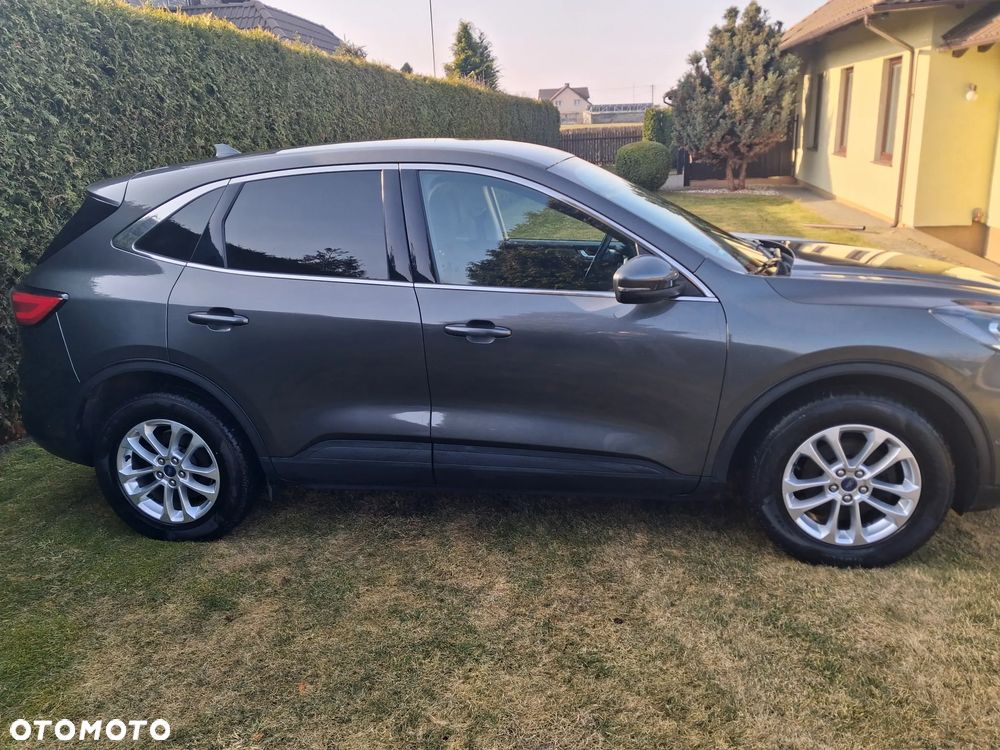 Ford Kuga - 13