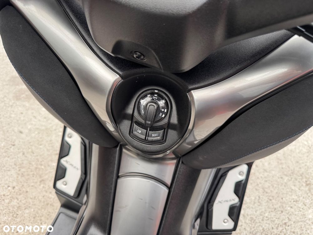Yamaha X-max - 13