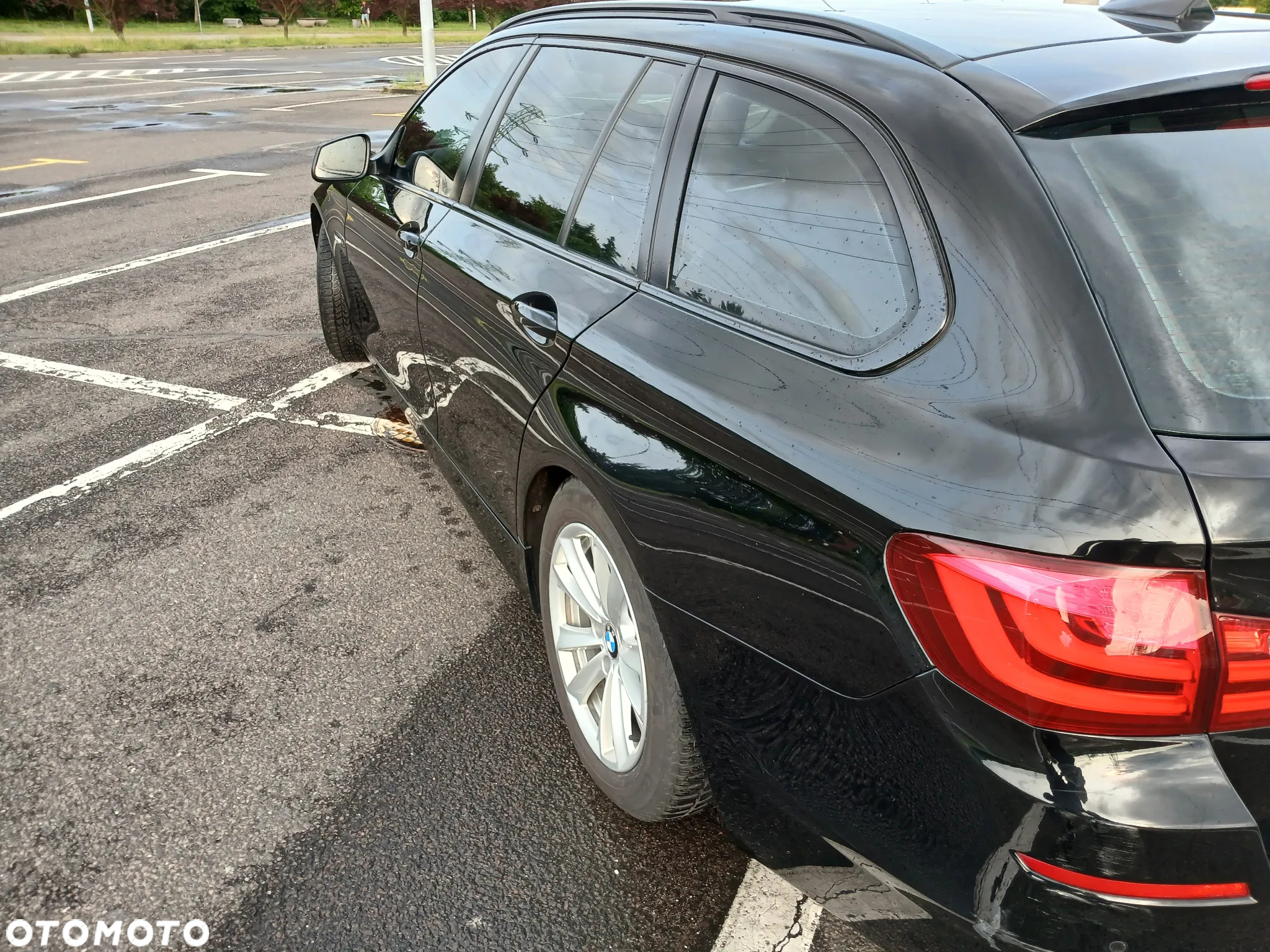 BMW Seria 5 520d Touring - 10