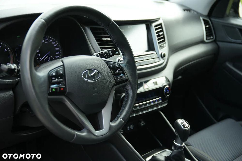 Hyundai Tucson 1.6 GDi 2WD Select - 28