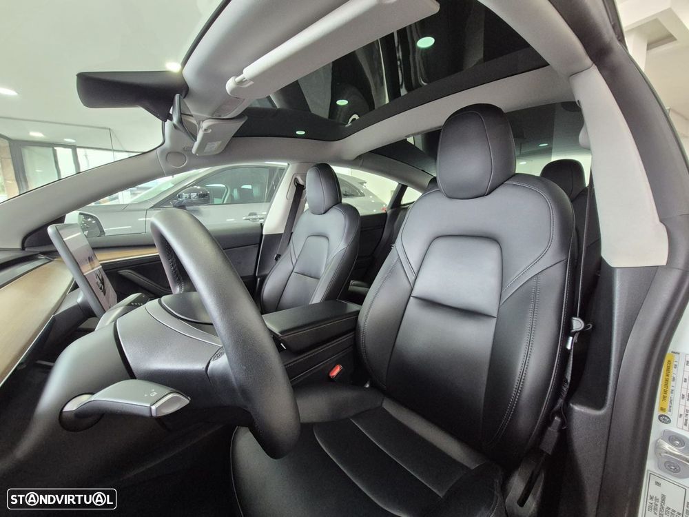 Tesla Model 3 Long Range Tração Traseira - 14