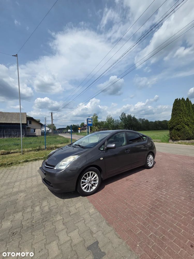 Toyota Prius 1.5 VVT-i Prestige - 10