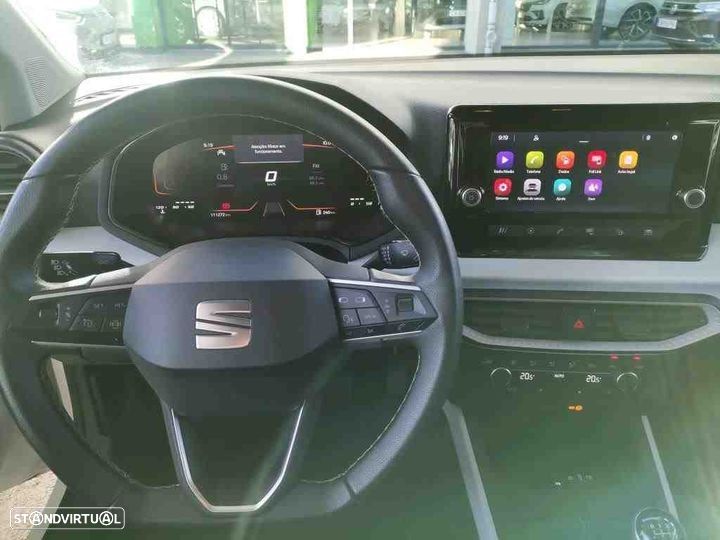 SEAT Arona - 5