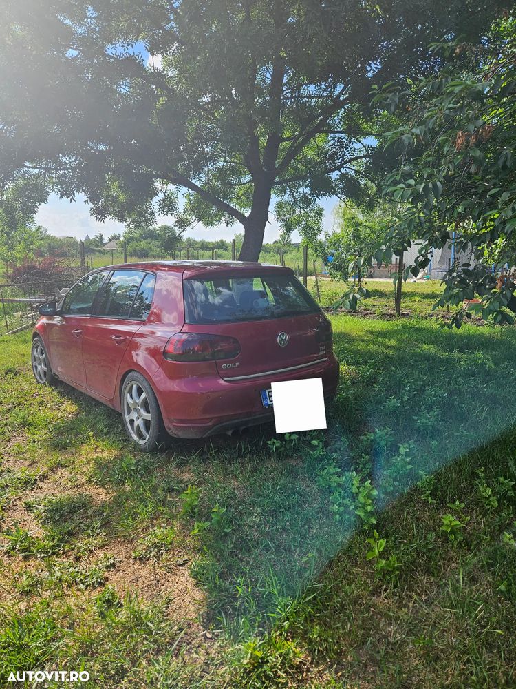 Volkswagen Golf 2.0 TDI DPF Comfortline - 9