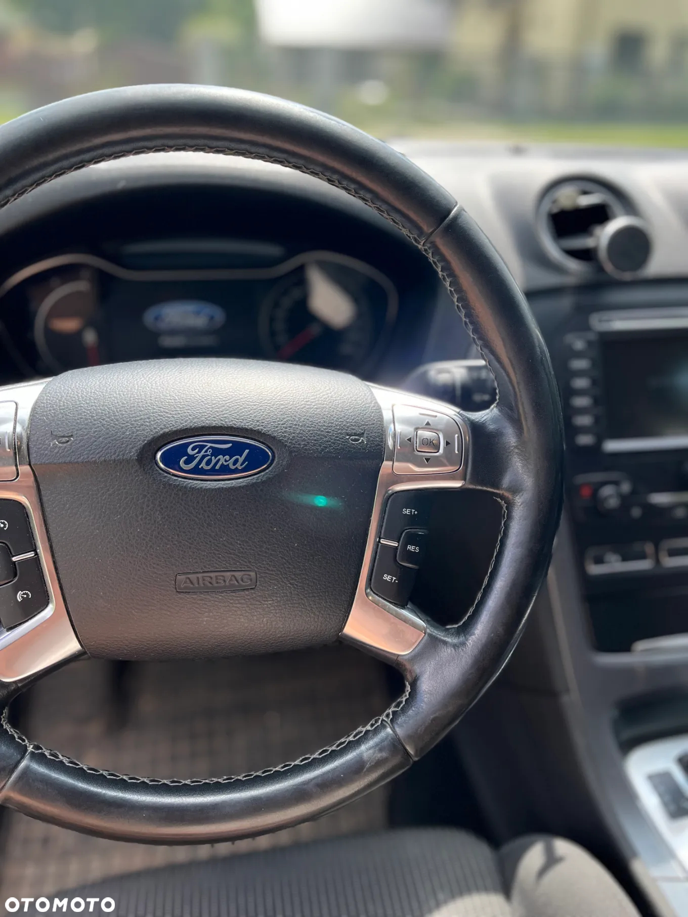 Ford Mondeo - 10