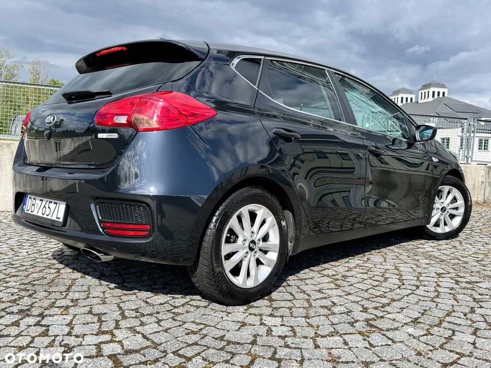Kia Ceed 1.4 CVVT Dream Team Edition - 8