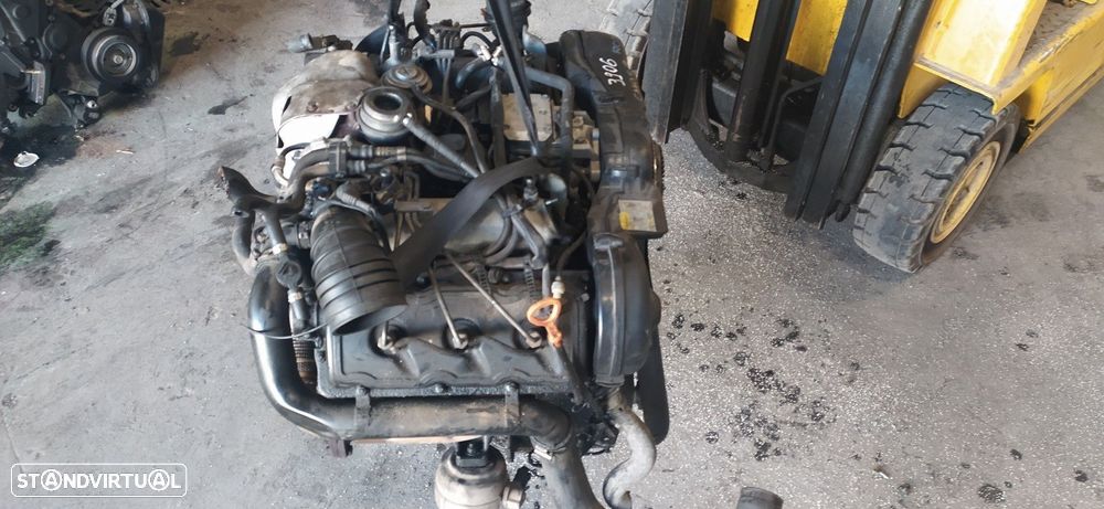MOTOR COMPLETO AUDI A6 AVANT 2006 - 5