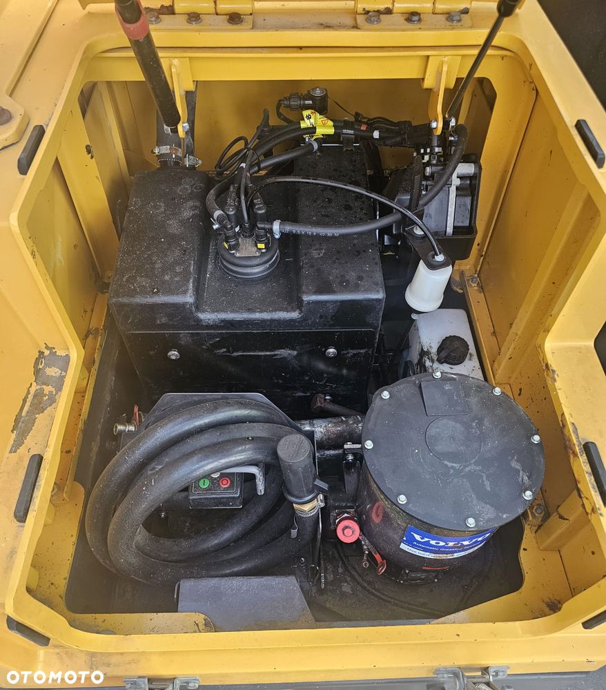 Volvo EC 300EL - 13