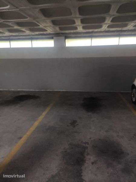 Lugar de garagem Campo Alegre- Segurança 24 h - Grande imagem: 5/6