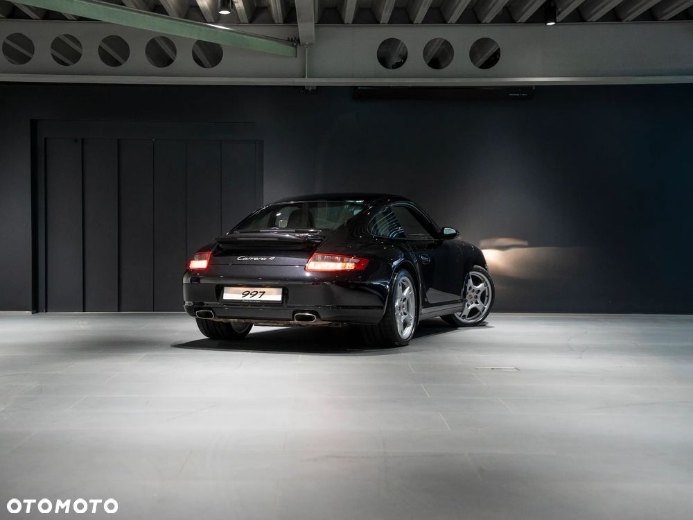 Porsche 911 Carrera 4 Tiptronic S - 5