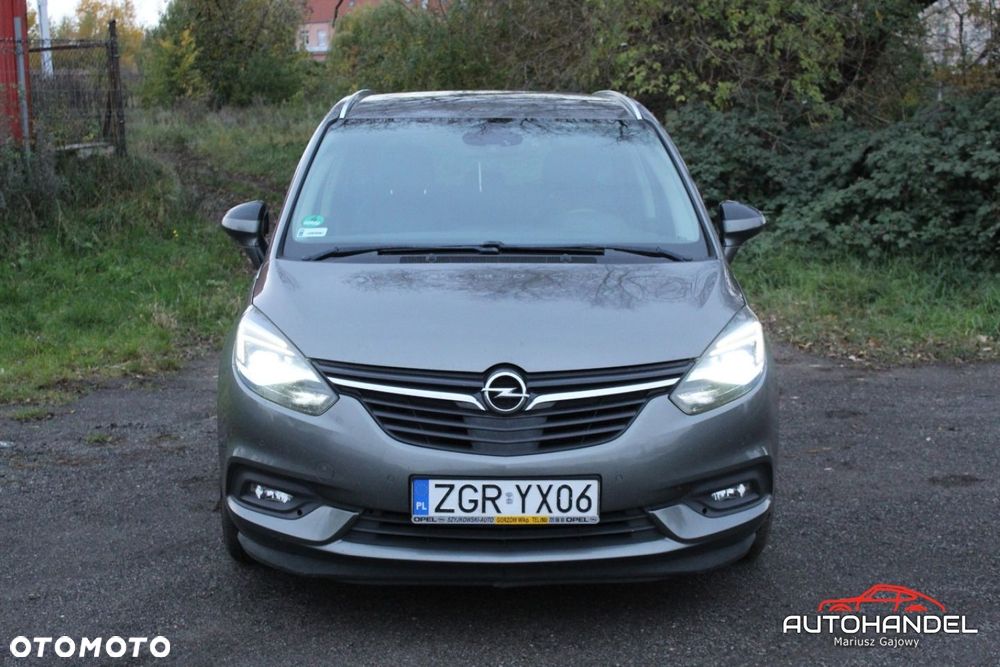 Opel Zafira - 2