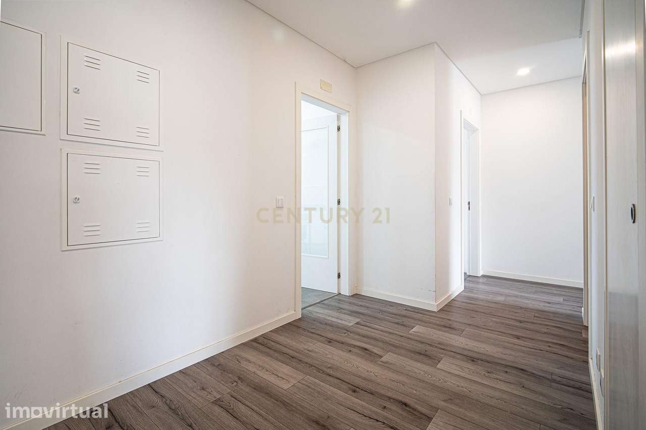 Luxuoso Apartamento T3 em Oeiras com Vista Panorâmica - Carnaxide - Grande imagem: 2/43