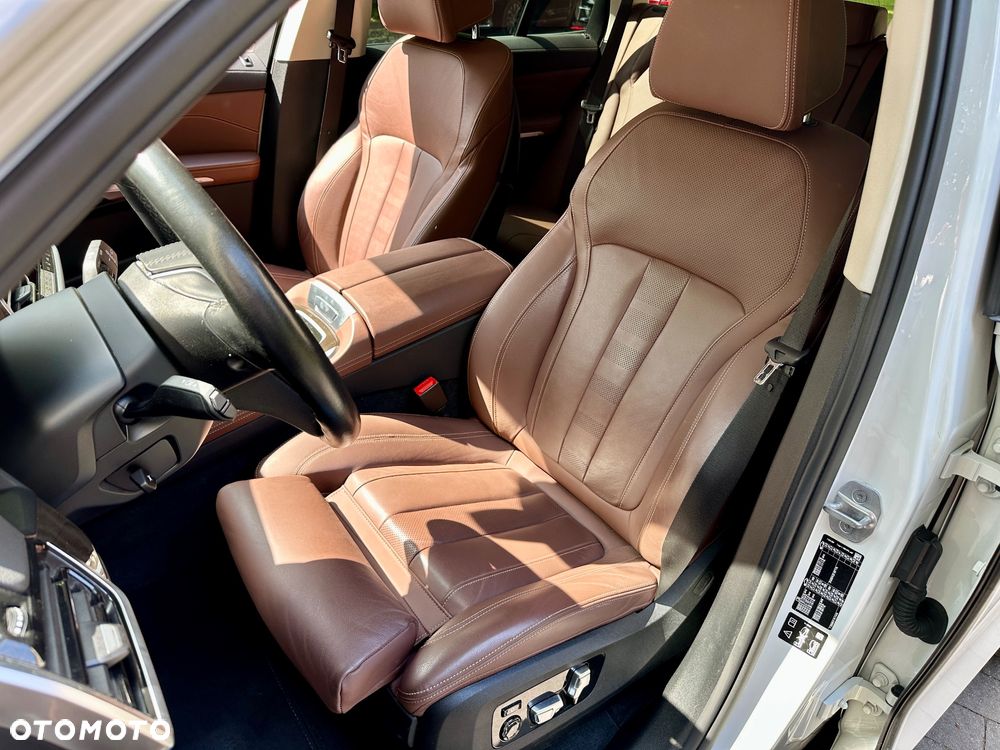 BMW X5 xDrive30d mHEV - 11