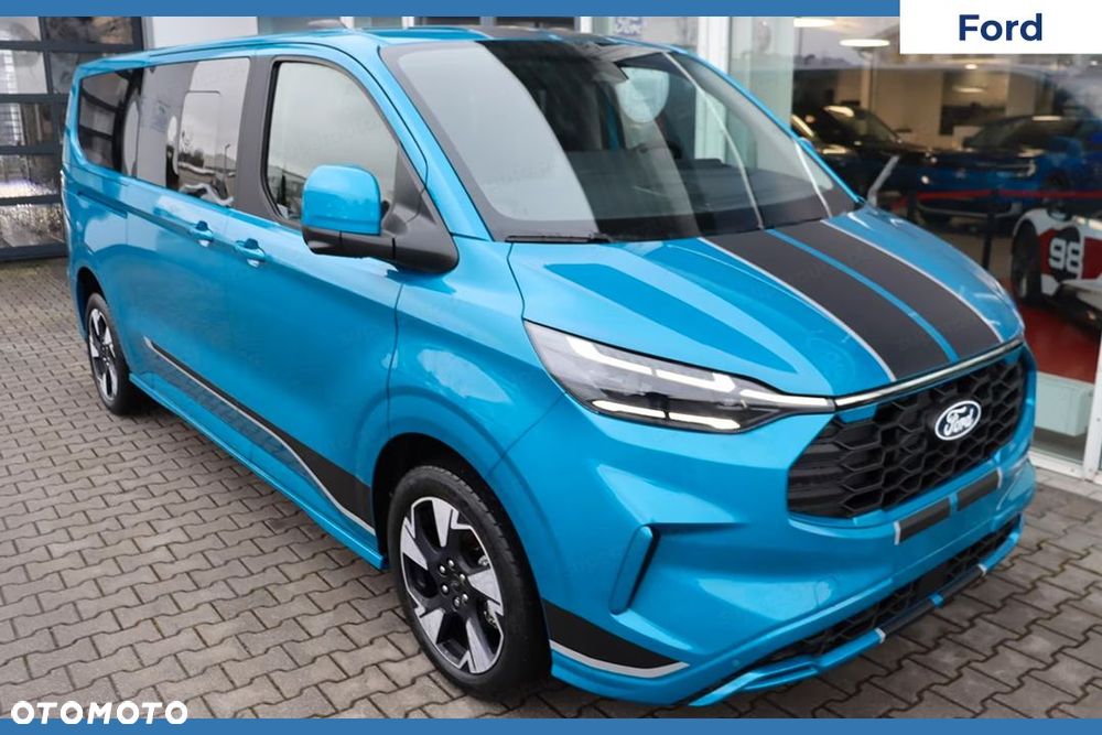 Ford Tourneo Custom - 3