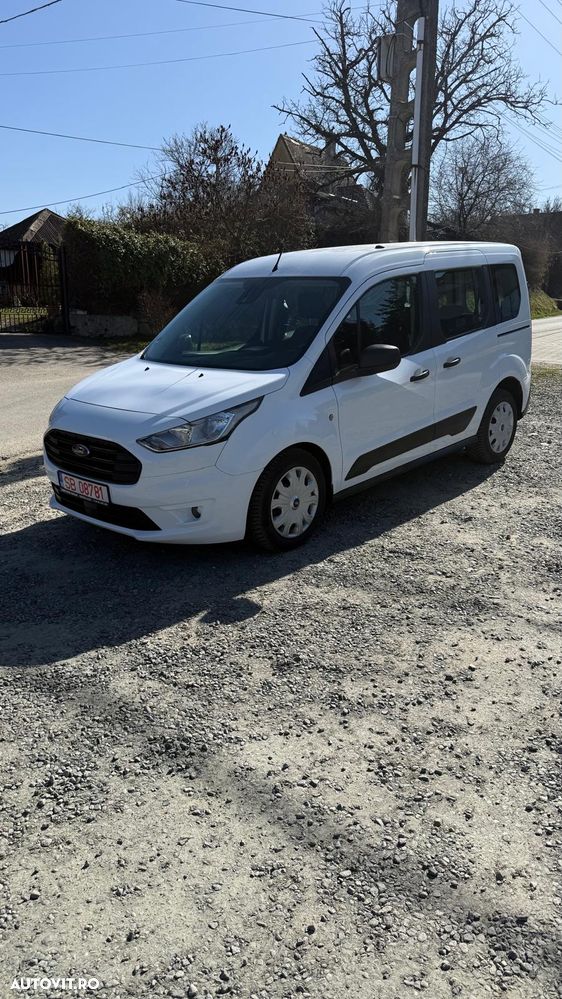 Ford Transit Connect - 12
