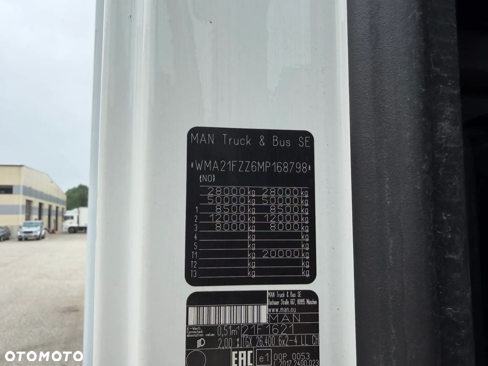 MAN TGX 26.400 6X2*4 EURO6 + SIDE OPENING - 26