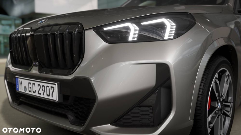 BMW X1 xDrive23i mHEV M Sport - 8