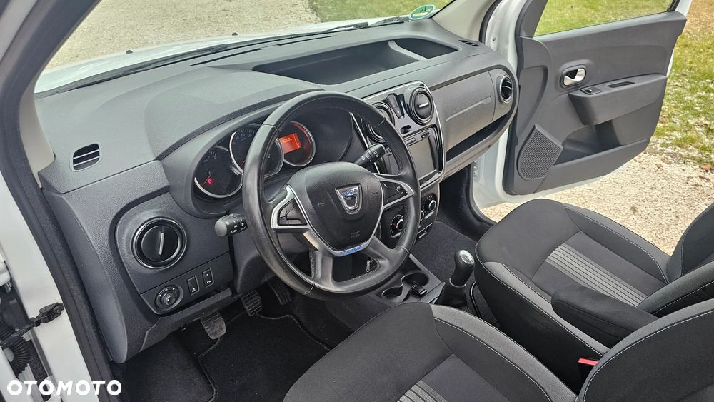 Dacia Dokker TCe 115 Stepway - 8