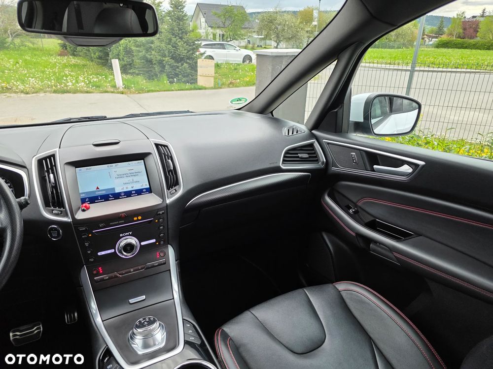 Ford S-Max 2.0 EcoBlue Allrad ST-LINE - 22