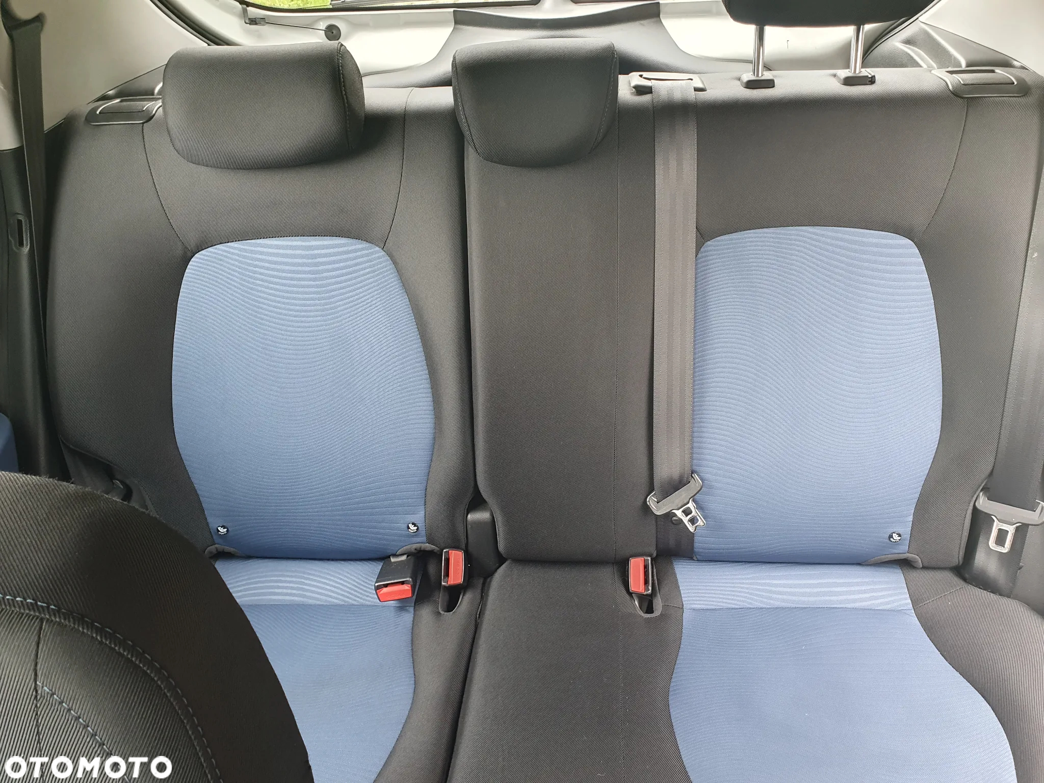 Hyundai i10 1.0 Fifa World Cup Edition - 6