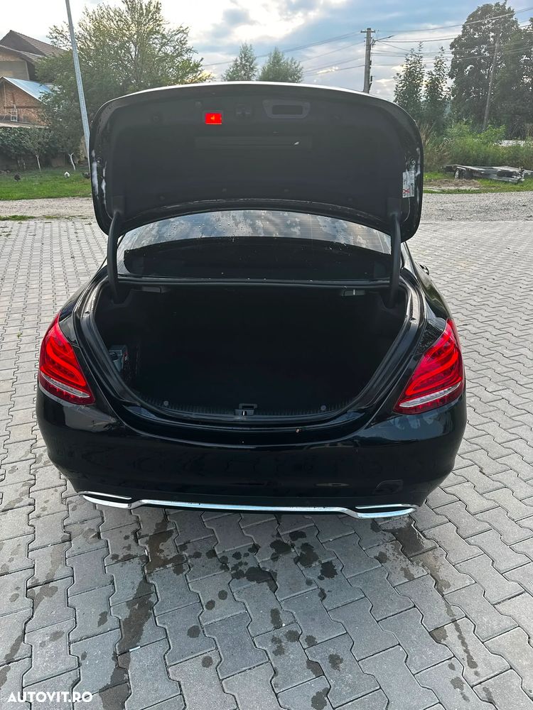 Mercedes-Benz C - 7