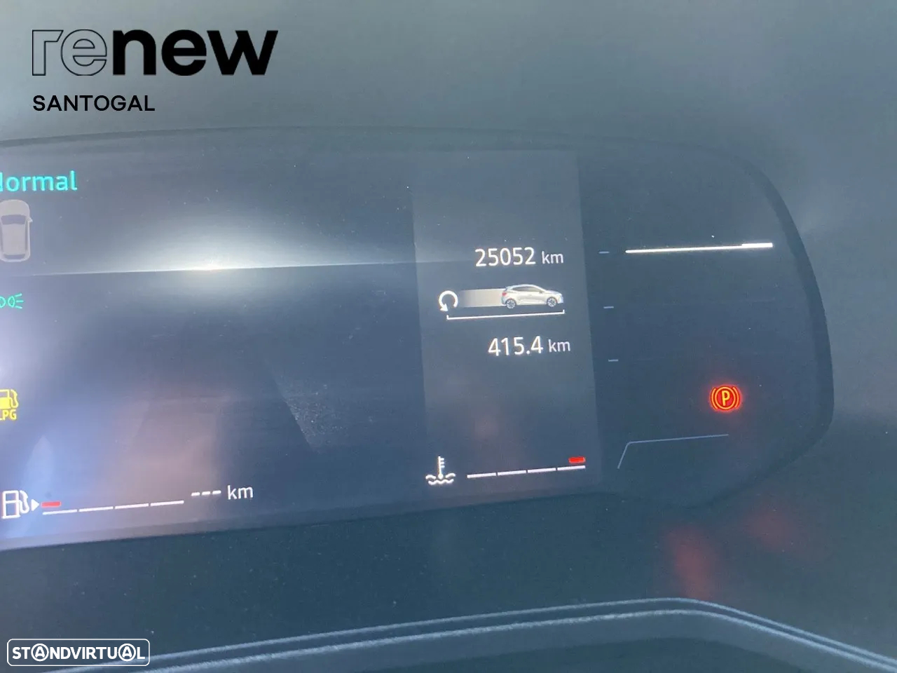 Renault Clio 1.0 TCe Evolution Bi-Fuel - 11