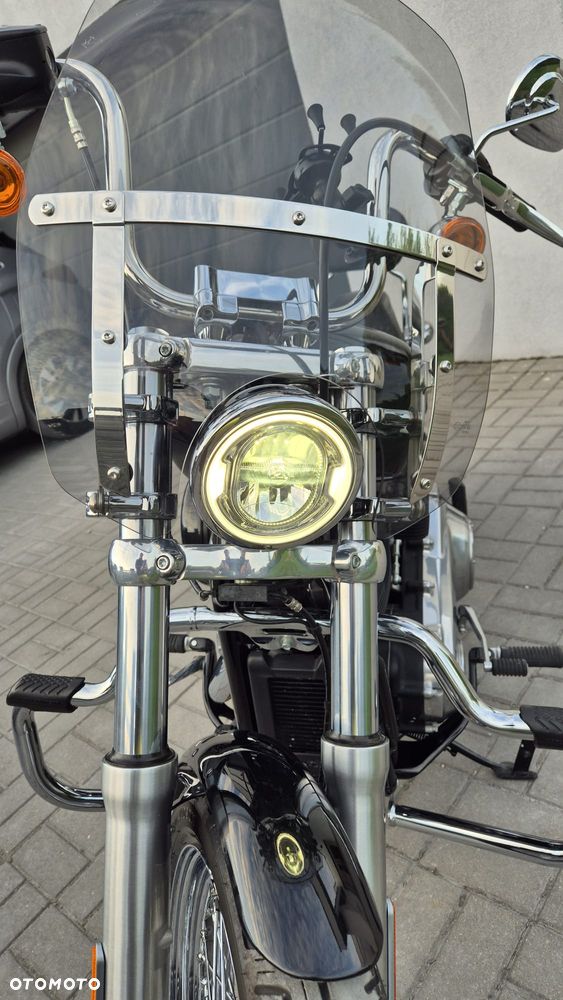 Harley-Davidson Softail Standard - 11