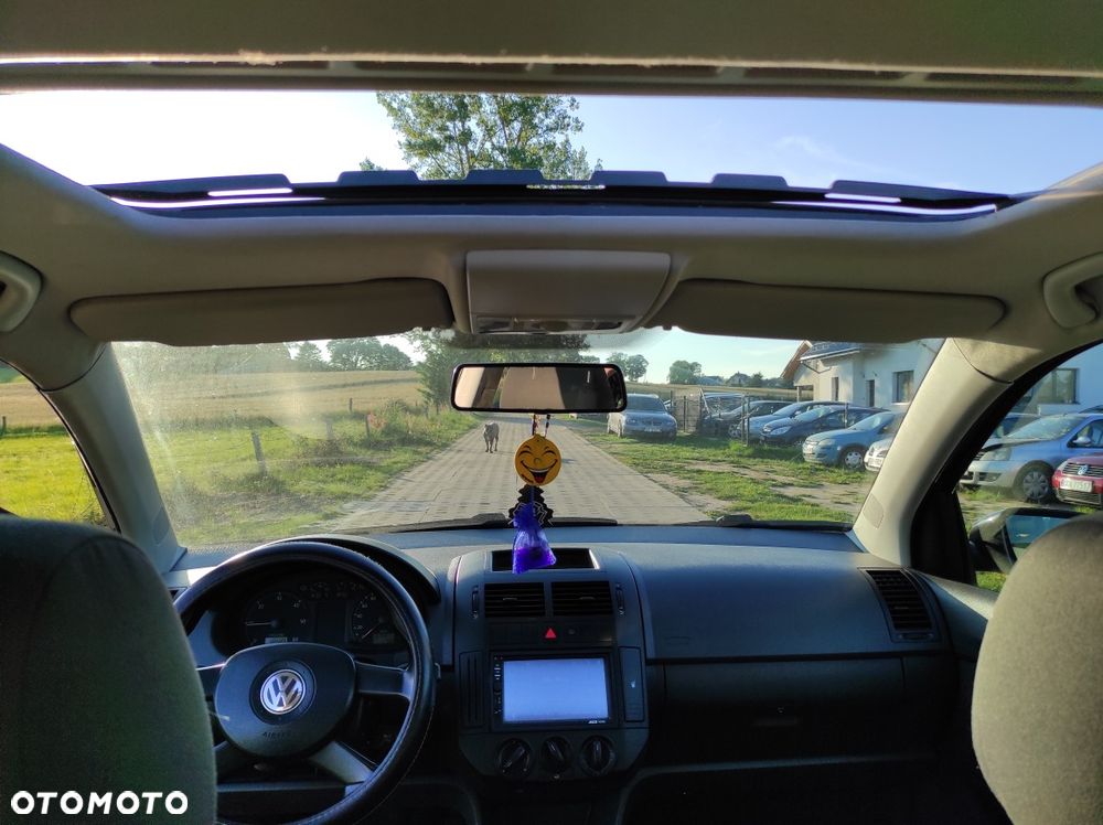 Volkswagen Polo - 8