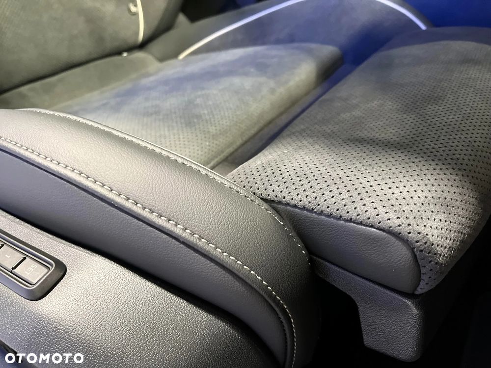 Volkswagen Passat Variant 2.0 TSI Business Plus DSG - 35