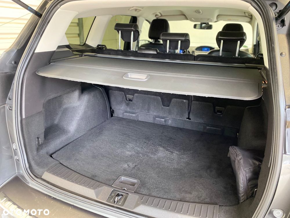 Ford Kuga 2.0 TDCi 4WD Trend - 32