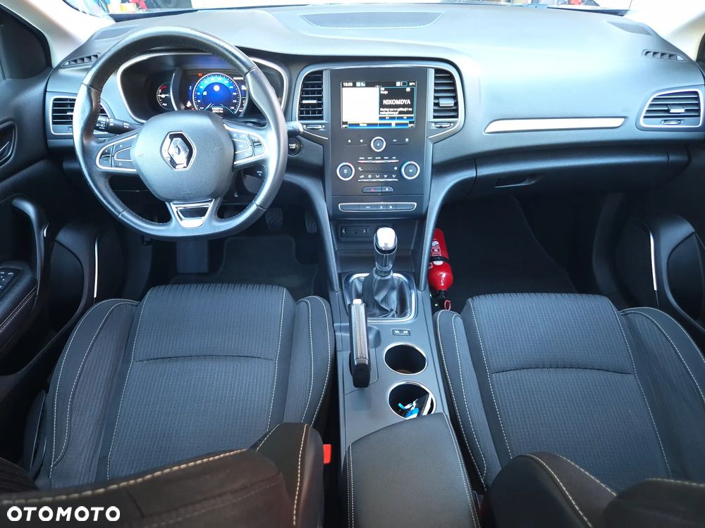 Renault Megane 1.3 TCe FAP Intens - 6