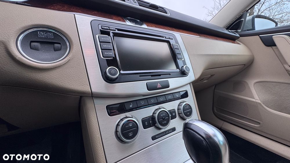 Volkswagen Passat 1.8 TSI Highline DSG - 12