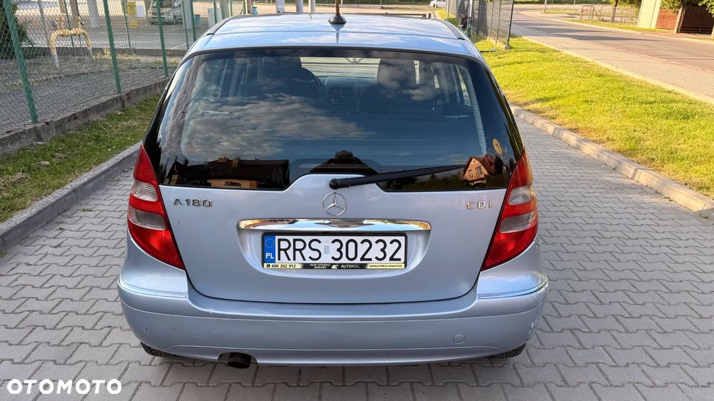 Mercedes-Benz Klasa A 180 CDI Elegance Edition 10 - 6